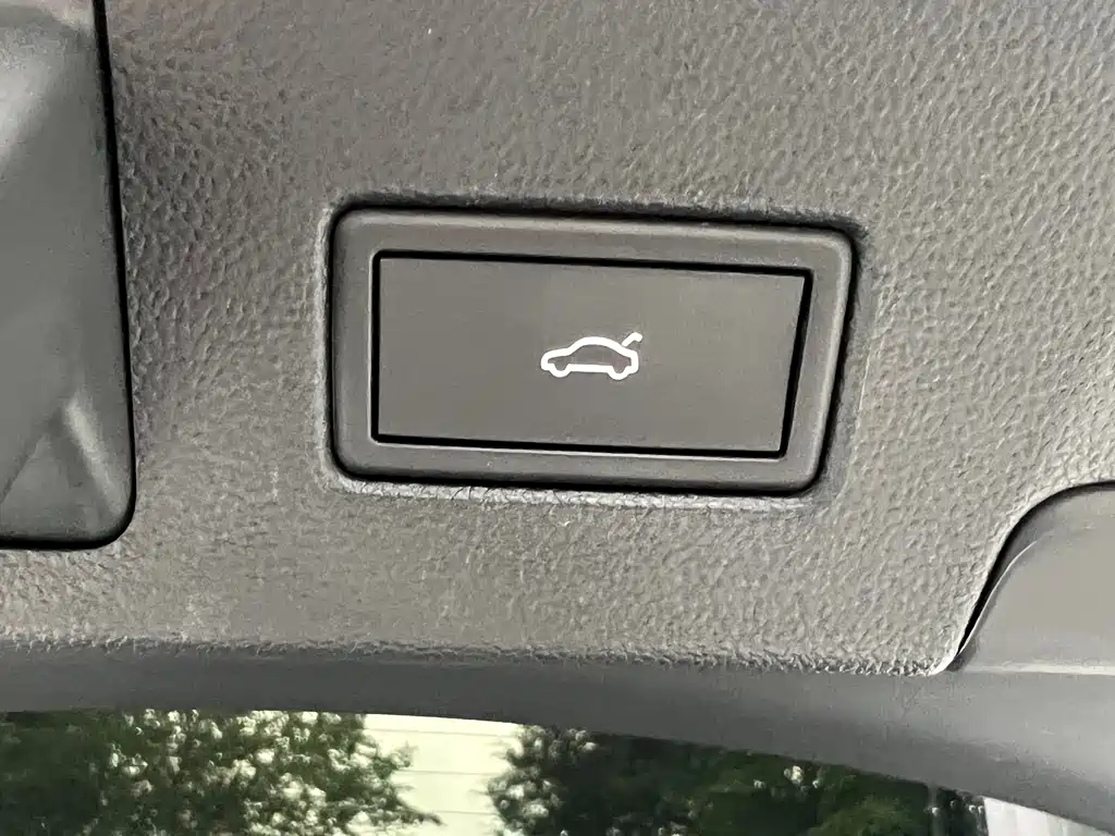 Lingdu 2023 Lingdu L 280TSI DSG Hot Edition купить на сайте DeffCars