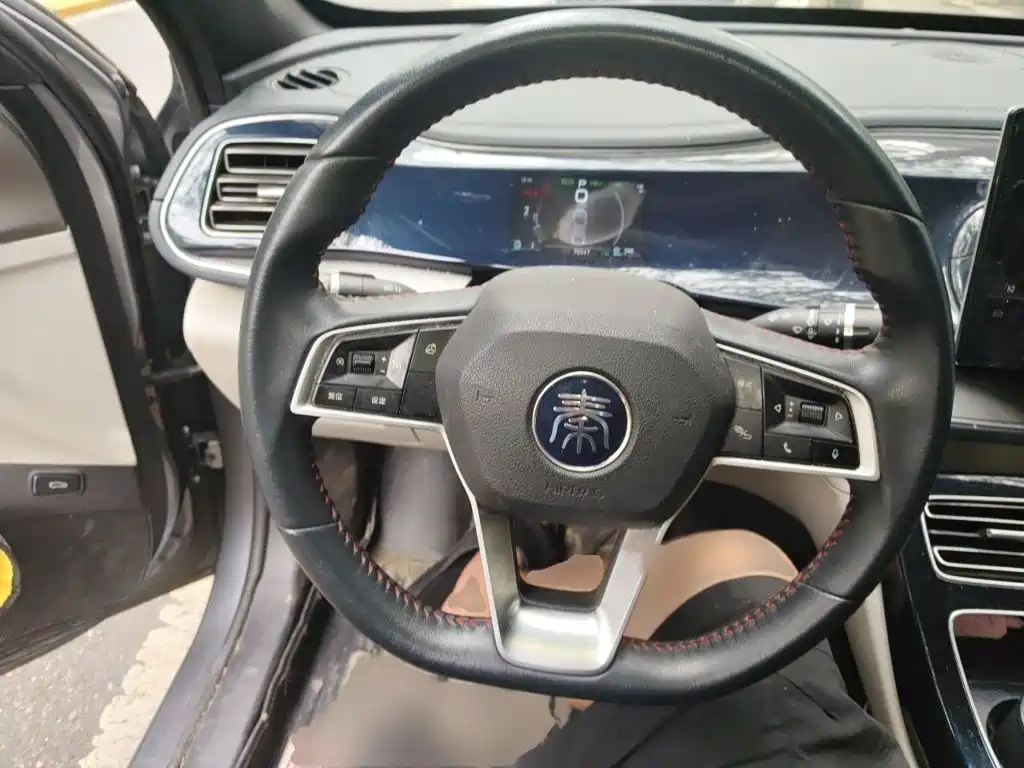 Qin PLUS 2021 DM-i 55KM flagship model купить на сайте DeffCars