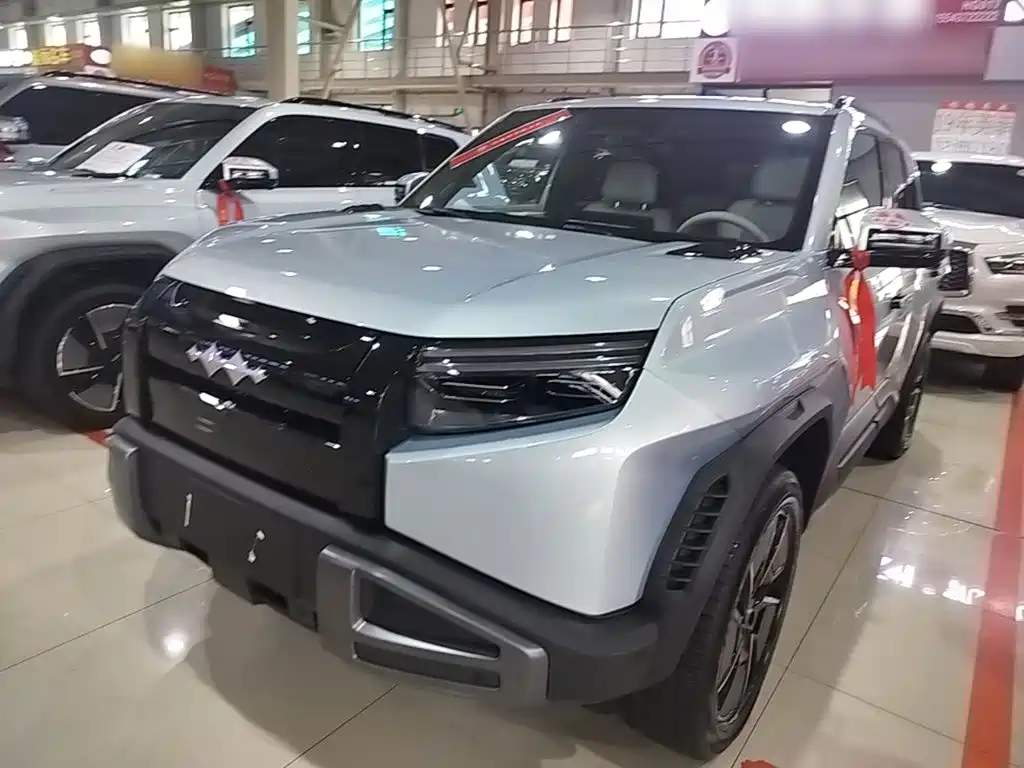 Titanium 3 2025 501KM four-wheel drive Ultra version купить на сайте DeffCars