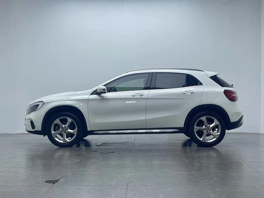 Mercedes GLA 2019 200 Dynamic купить на сайте DeffCars