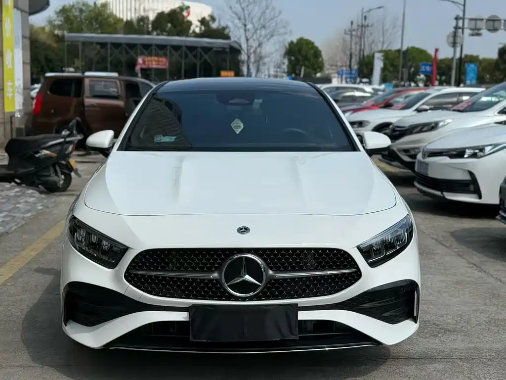 Mercedes-Benz A-Class 2023 A 200 L Fashion Model купить на сайте DeffCars