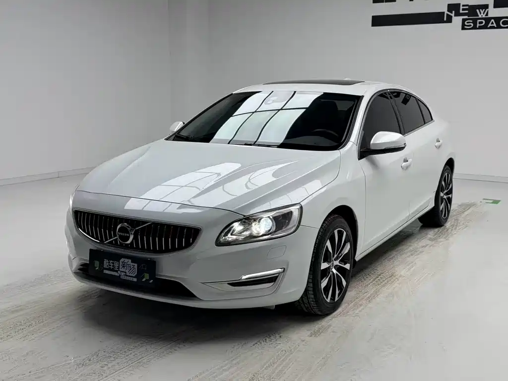 Volvo S60 2019 S60L T3 Smart Edition купить на сайте DeffCars