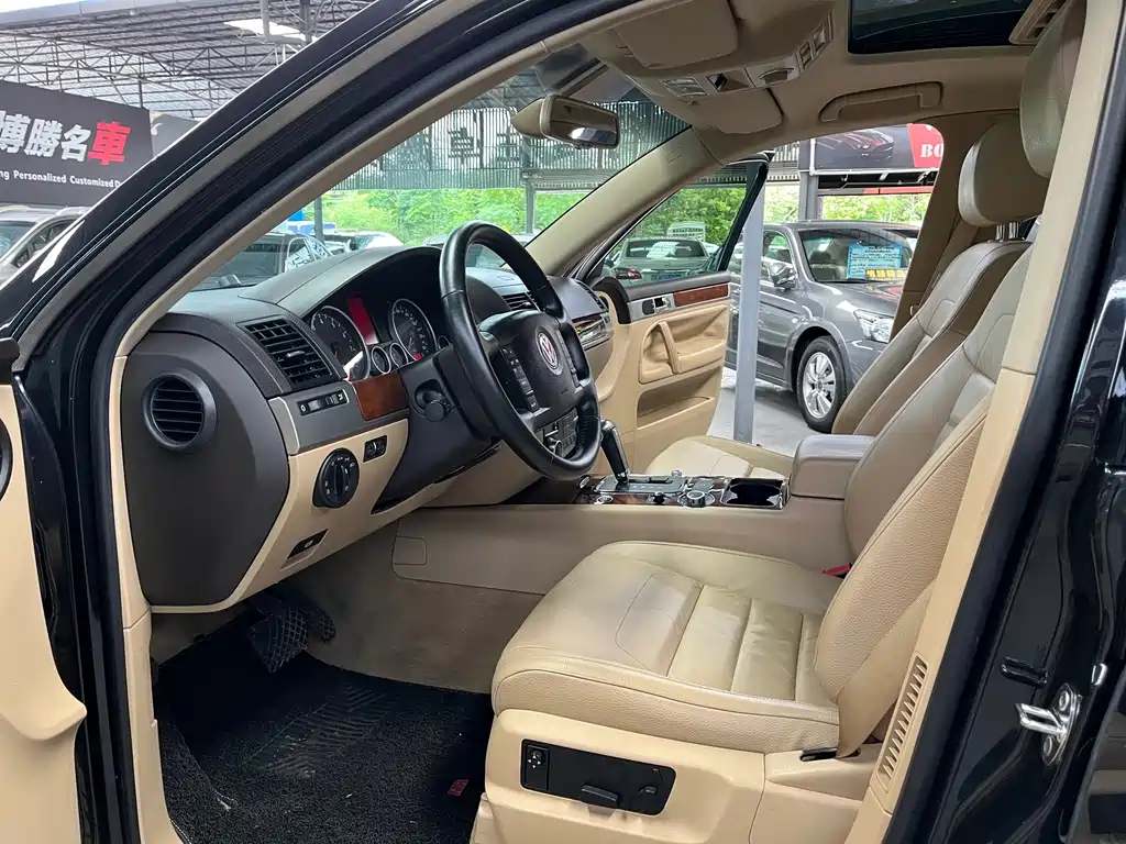 Touareg 2007 3.6L standard model купить на сайте DeffCars