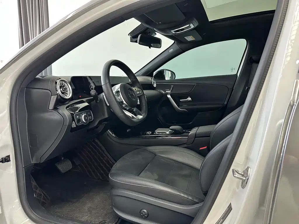 Mercedes-Benz A-Class 2022 Model 2 A 200 L Sports Sedan Fashionable купить на сайте DeffCars