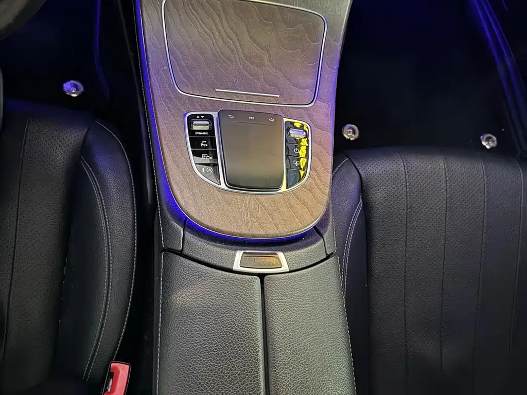 Mercedes-Benz E-Class 2020 E 300 L Luxury Model купить на сайте DeffCars