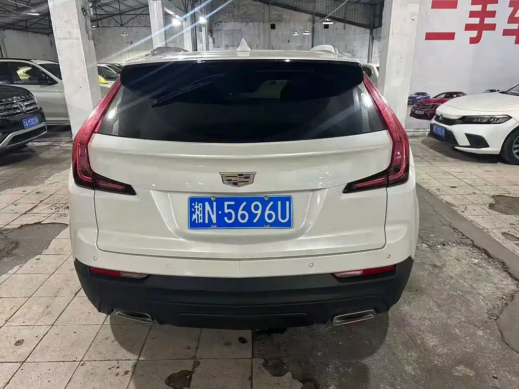 Cadillac XT4 2023 28T two-wheel drive luxury model купить на сайте DeffCars
