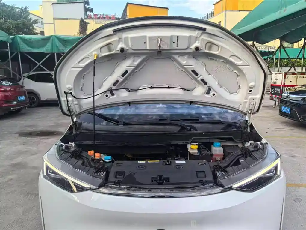 Hechuang Z03 2022 model 510km cool version 135kW 63.98kWh купить на сайте DeffCars