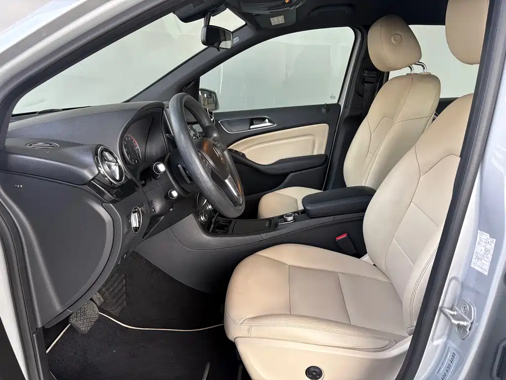 Mercedes-Benz B-Class 2012 B 180 купить на сайте DeffCars