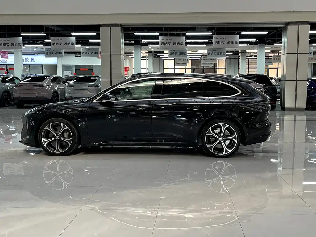NIO ET5T 2025 75kWh Touring купить на сайте DeffCars