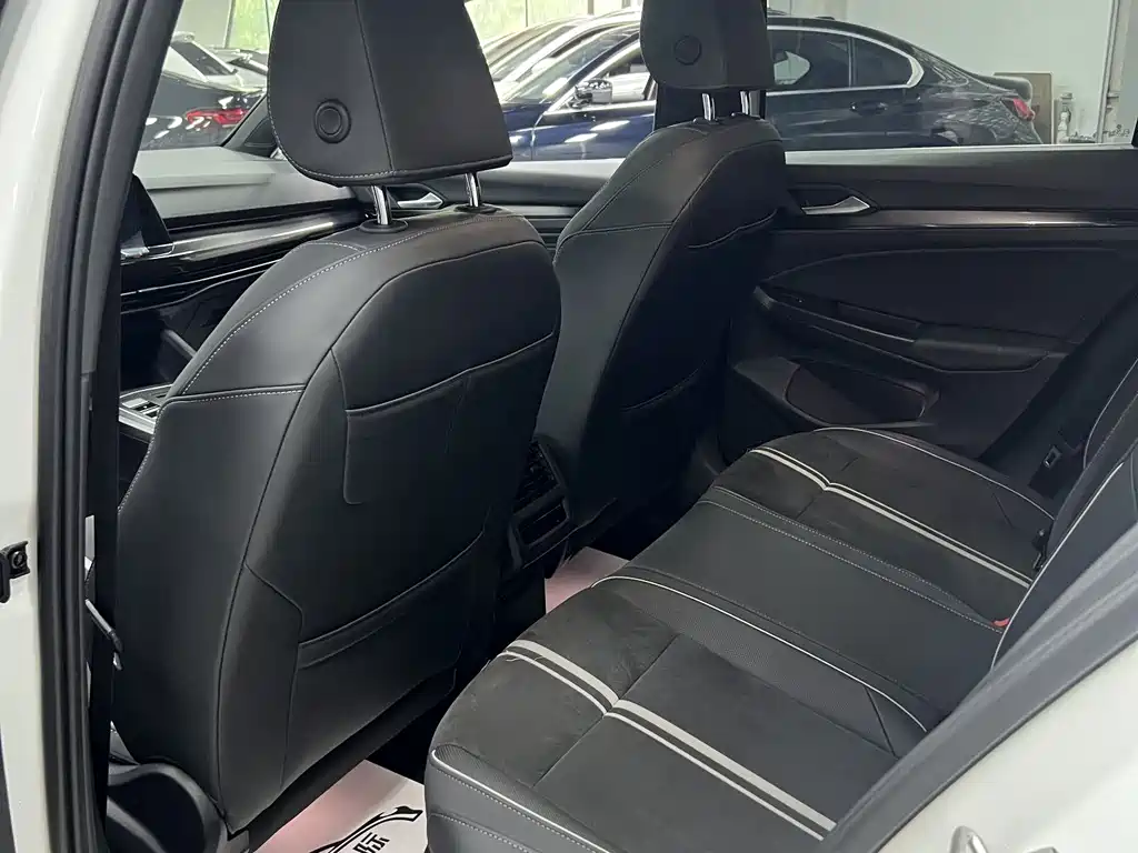 Golf 2021 280TSI DSG R-Line купить на сайте DeffCars