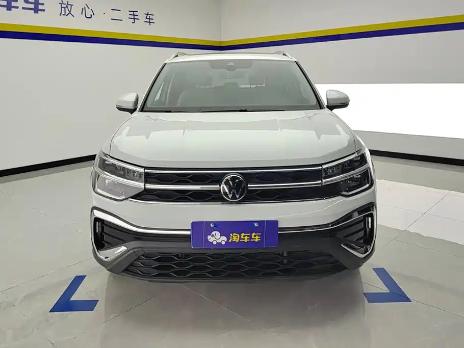 Tuyue 2023 300TSI 2WD Bright Moon Edition купить на сайте DeffCars