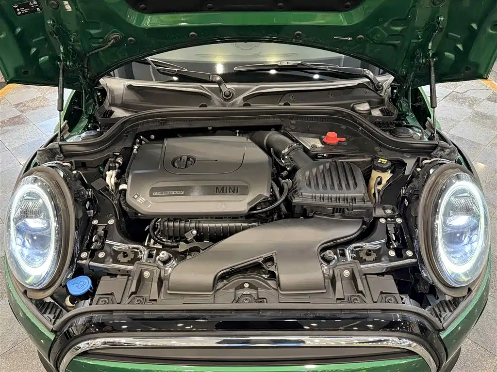MINI 2022 1.5T COOPER Classic купить на сайте DeffCars