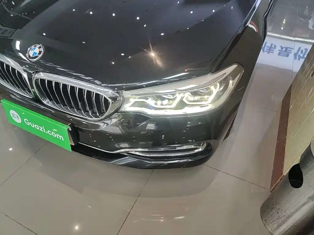 BMW 5 Series 2019 Facelift 530Li Exclusive Luxury Package купить на сайте DeffCars