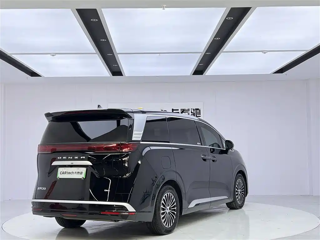 Denza D9 2024 DM-i 1050 Exclusive Type купить на сайте DeffCars