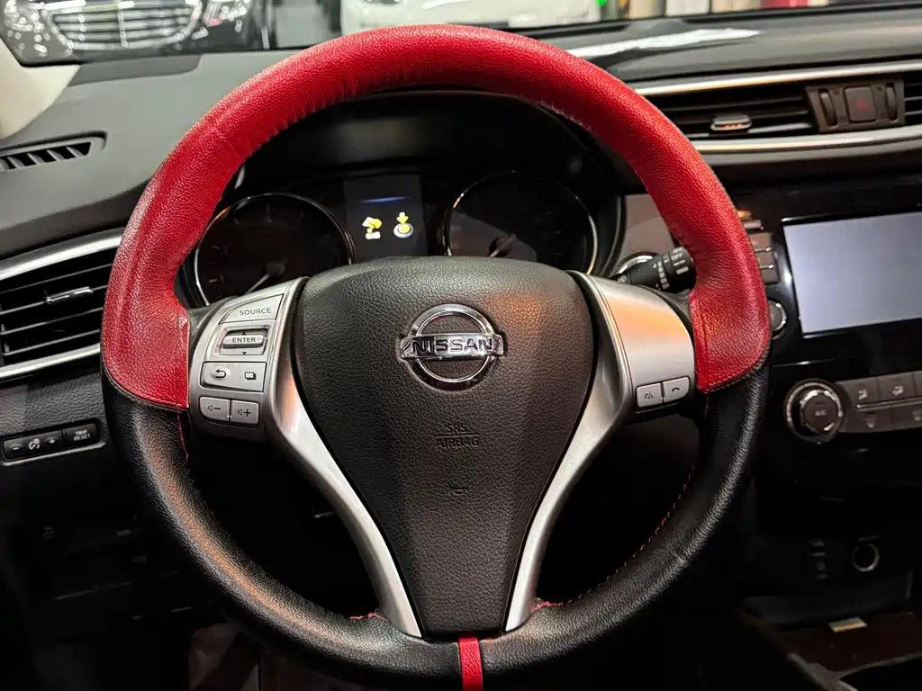 Qashqai 2017 2.0L CVT Deluxe Edition National V купить на сайте DeffCars