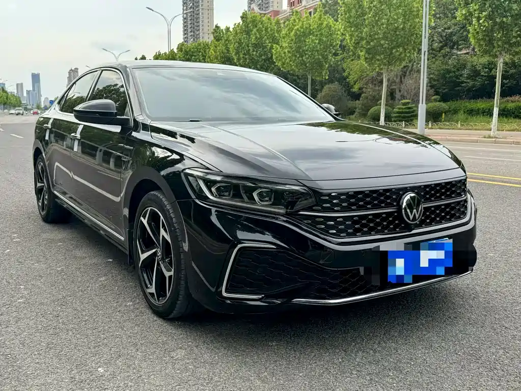 Passat 2024 380TSI Starry Sky Deluxe Edition купить на сайте DeffCars