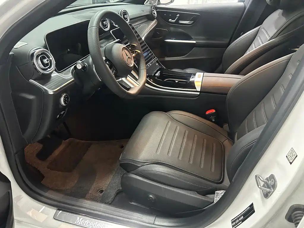 Mercedes-Benz C-Class 2025 C 260 L купить на сайте DeffCars