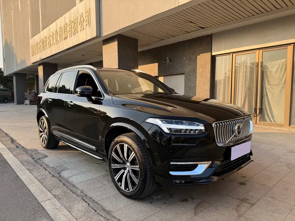 Volvo XC90 2021 B5 Smart Deluxe Edition 5-seater купить на сайте DeffCars