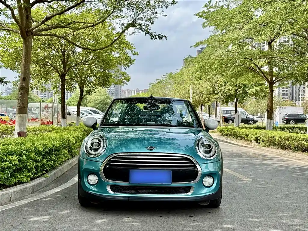 MINI 2019 1.5T COOPER CABRIO Classic купить на сайте DeffCars