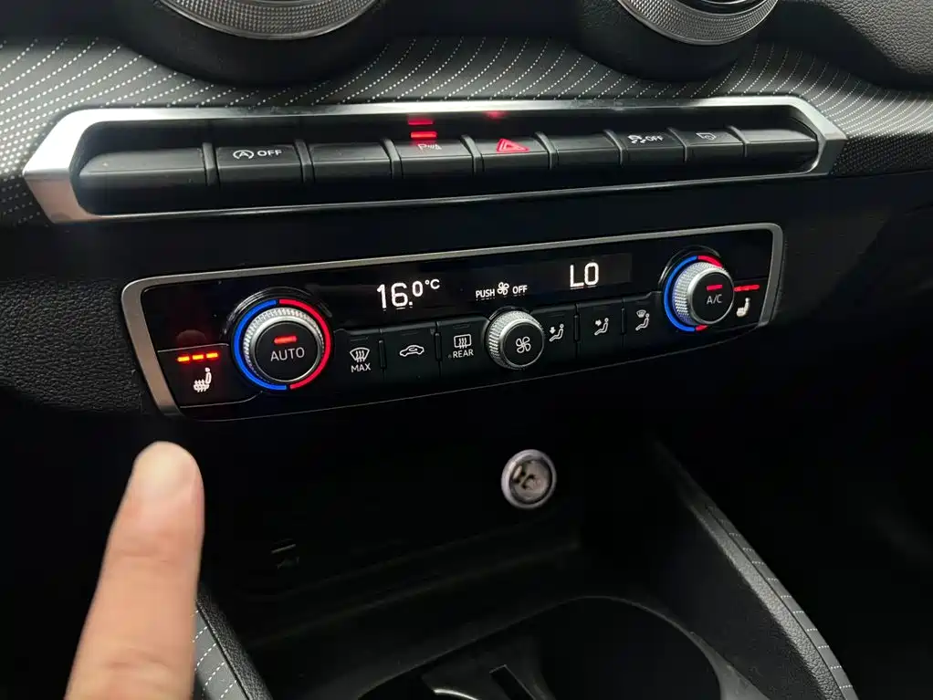 Audi Q2L 2022 35 TFSI fashionable and dynamic купить на сайте DeffCars