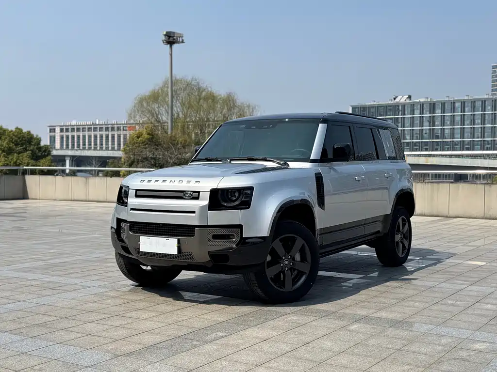 Land Rover Defender 2024 110 3.0T P400 X-DYNAMIC HSE купить на сайте DeffCars