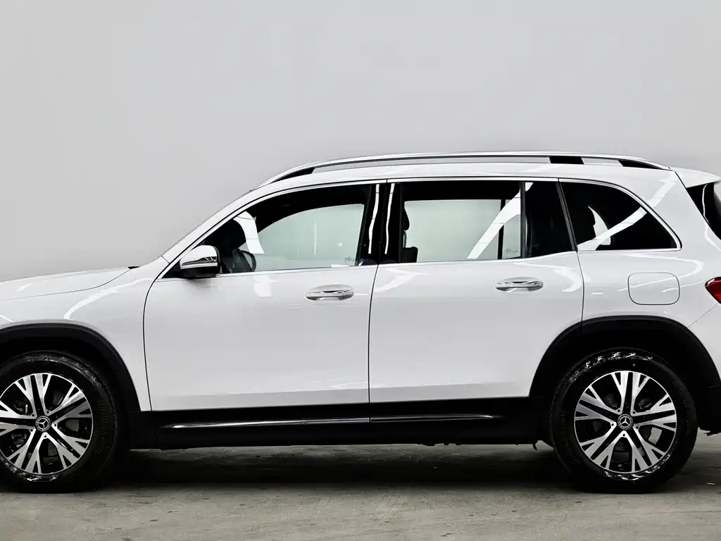 Mercedes-Benz GLB 2024 GLB 220 Dynamic купить на сайте DeffCars