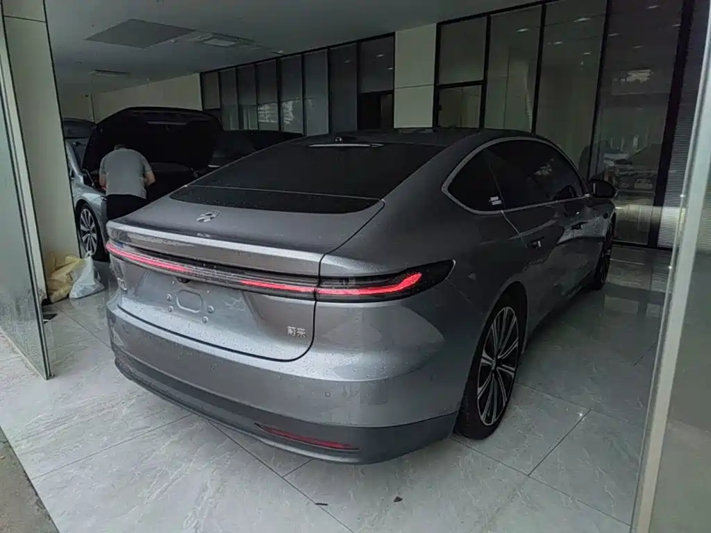 NIO ET7 2024 75kWh Executive Signature Edition купить на сайте DeffCars