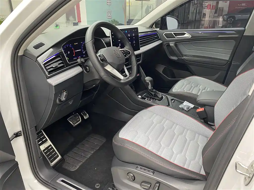 Tiguan X 2023 facelift 330TSI two-wheel drive flagship version купить на сайте DeffCars