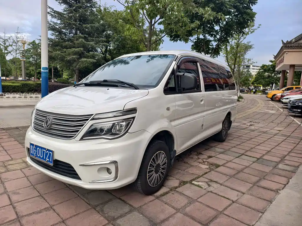 Lingzhi 2018 M5L 2.0L 7 Seater Comfort Edition купить на сайте DeffCars