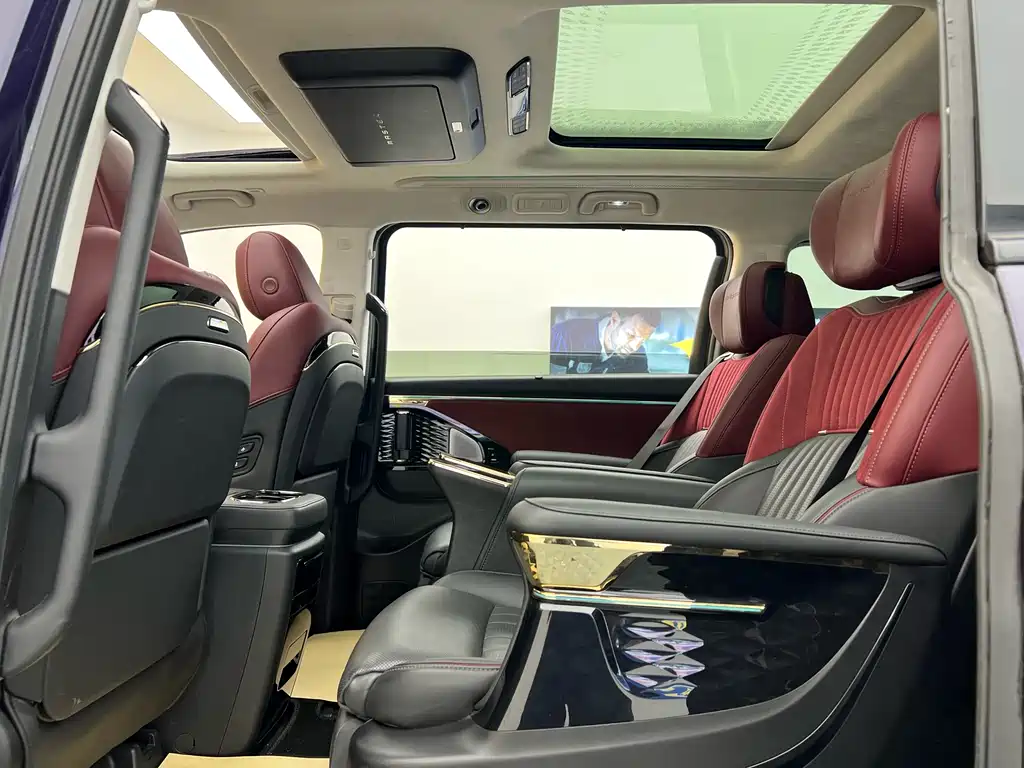 Trumpchi E9 2023 E9 MAX купить на сайте DeffCars