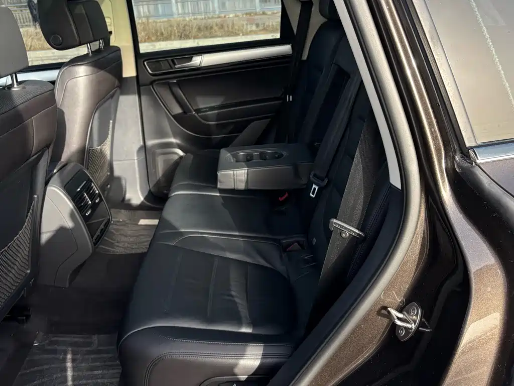 Touareg 2016 3.0TSI standard model купить на сайте DeffCars