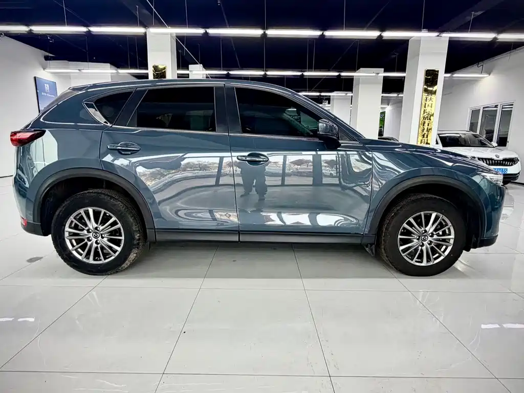 Mazda CX-5 2021 2.0L automatic two-wheel drive smart model купить на сайте DeffCars