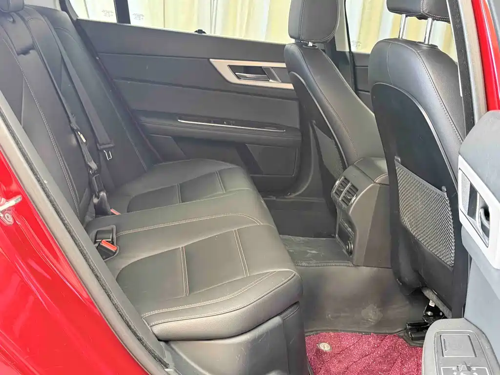 Jaguar XEL 2018 2.0T 200PS Luxury Edition купить на сайте DeffCars