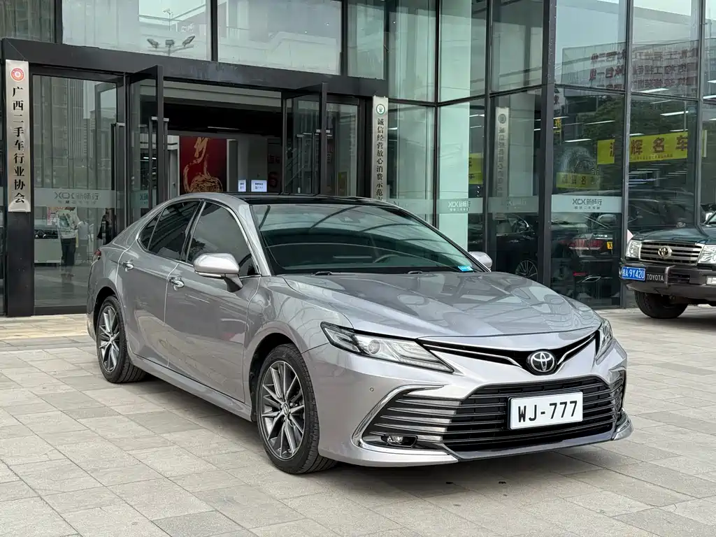 Camry 2021 2.5G Deluxe Edition купить на сайте DeffCars