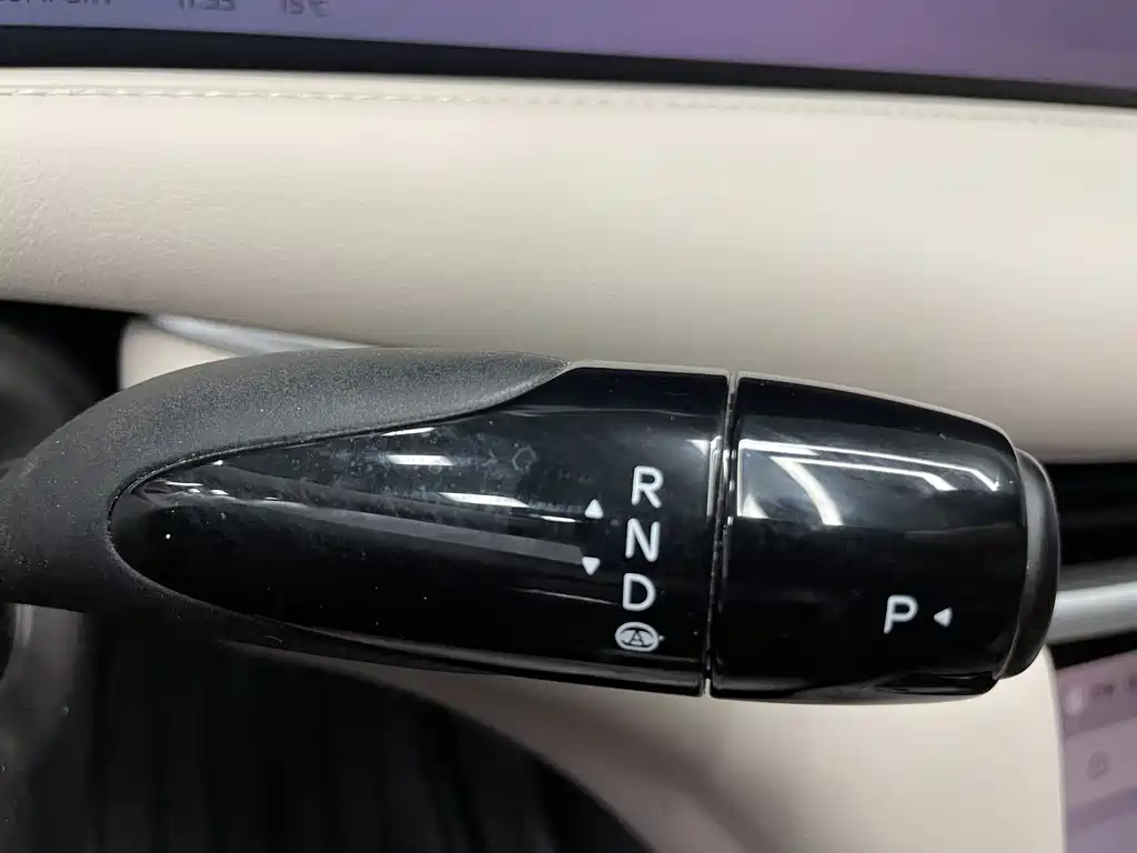 Zhiji L6 2024 Max Standard Edition купить на сайте DeffCars