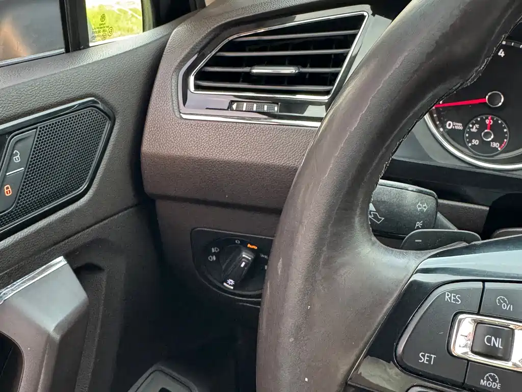 Tiguan L 2018 330TSI automatic two-wheel drive flagship version купить на сайте DeffCars