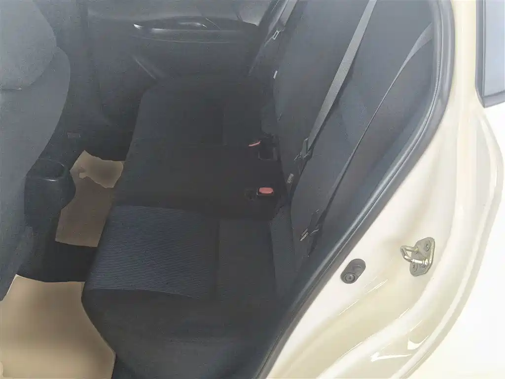 YARiS L 2020 1.5L CVT leading version купить на сайте DeffCars