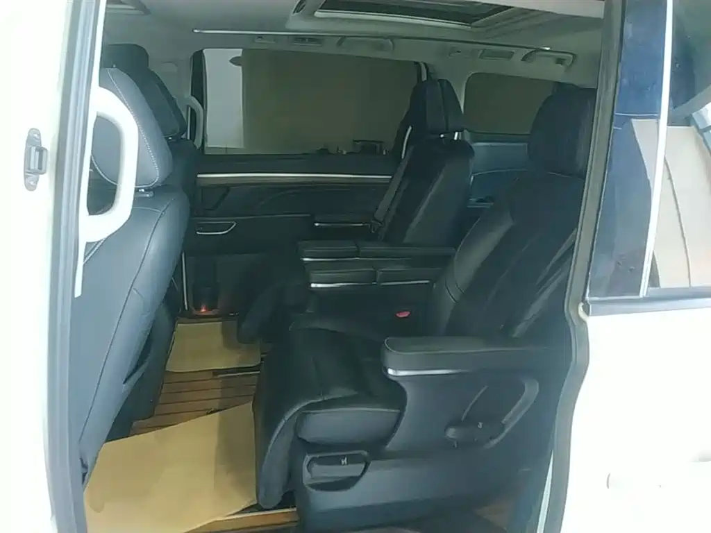 Trumpchi M8 2021 Lingxiu Series 390T Premium Edition купить на сайте DeffCars