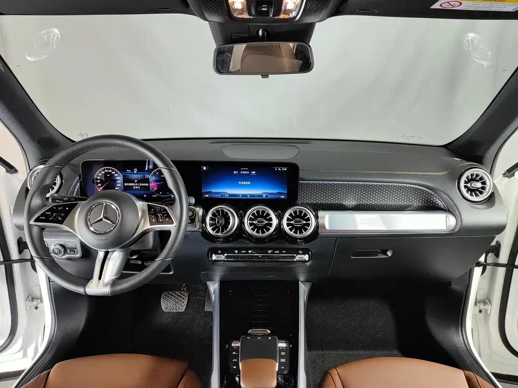 Mercedes-Benz GLB 2024 GLB 220 Dynamic купить на сайте DeffCars