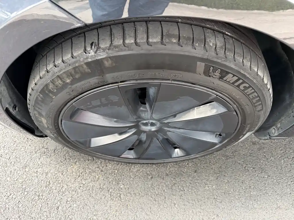 Model 3 2023 rear-wheel drive version купить на сайте DeffCars