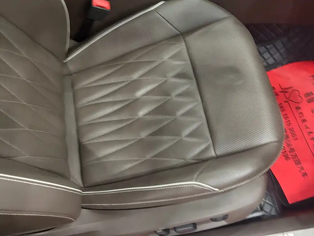 Passat 2019 330TSI Deluxe Edition National VI купить на сайте DeffCars