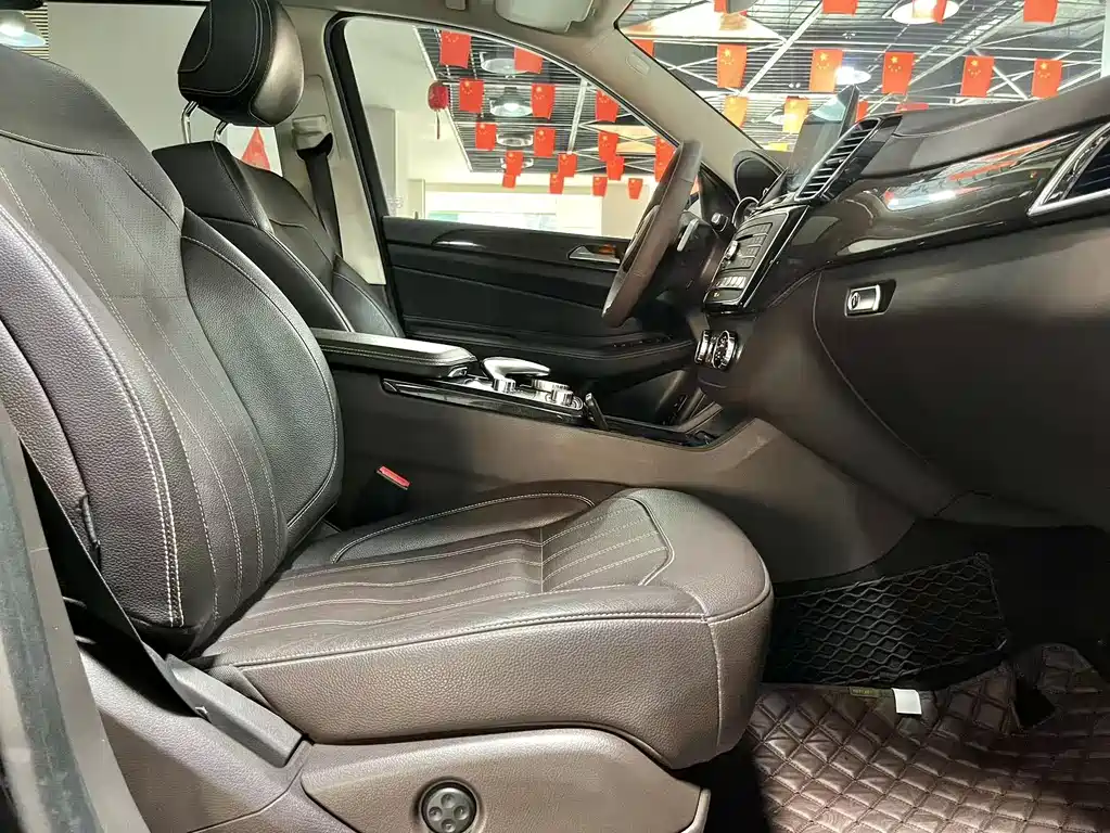 Mercedes-Benz GLS 2018 GLS 400 4MATIC Dynamic купить на сайте DeffCars