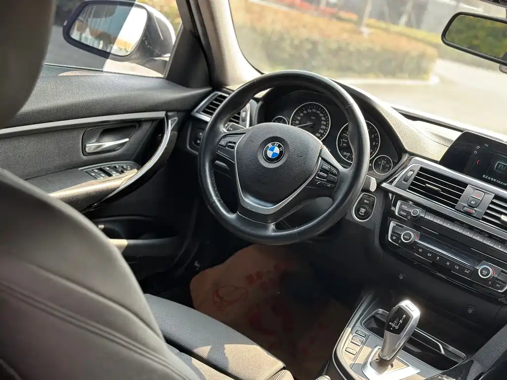 BMW 3 Series 2018 320Li Fashion Model купить на сайте DeffCars