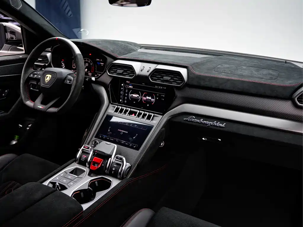 Urus 2022 4.0T V8 Performante купить на сайте DeffCars