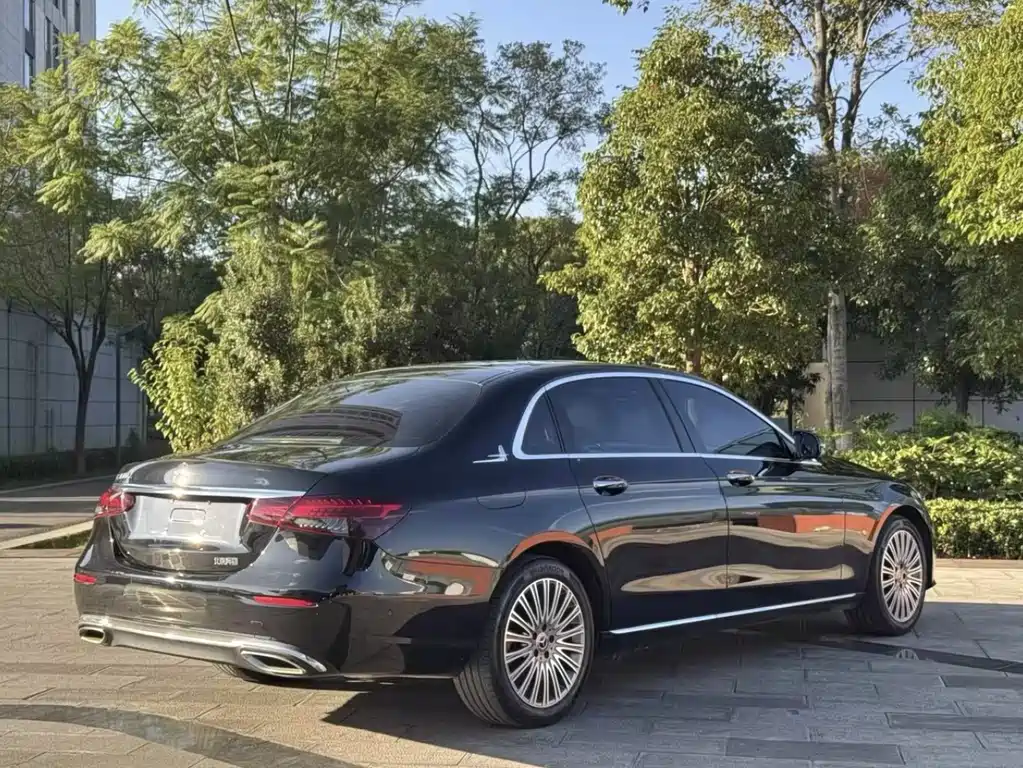 Mercedes-Benz E-Class 2023 E 300 L Luxury Model купить на сайте DeffCars