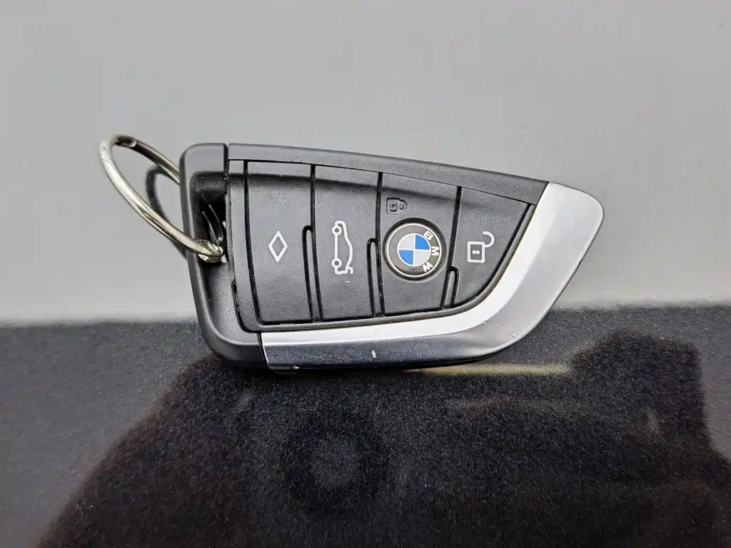 BMW X3 2021 xDrive25i Luxury Package купить на сайте DeffCars