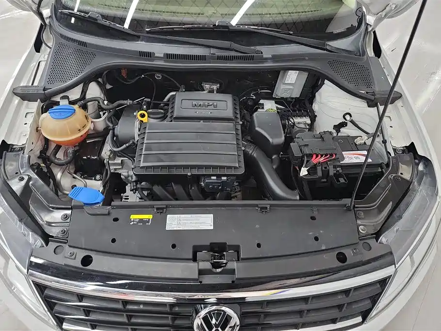 Jetta 2017 1.5L manual fashion model купить на сайте DeffCars