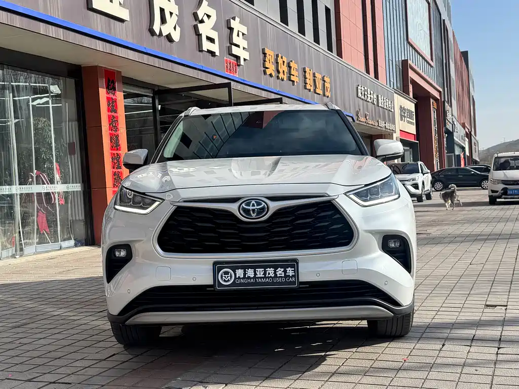 Highlander 2024 2.5L intelligent electric hybrid dual-engine four-wheel drive premium version 7 seats купить на сайте DeffCars
