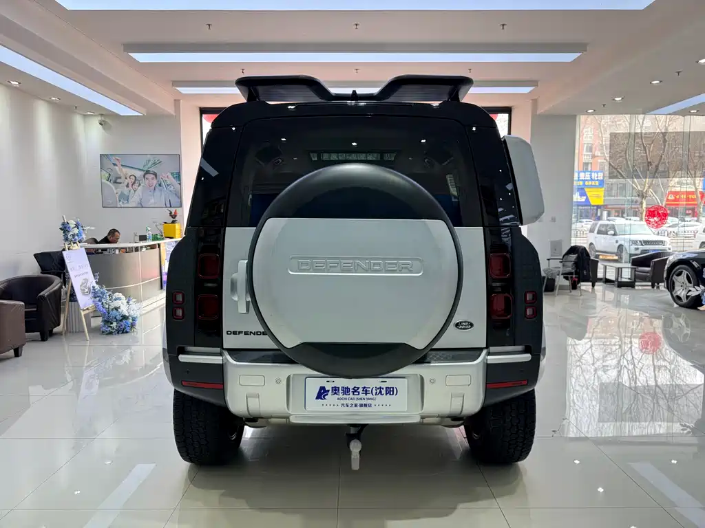 Land Rover Defender 2021 110 P400 Dark Special Edition купить на сайте DeffCars