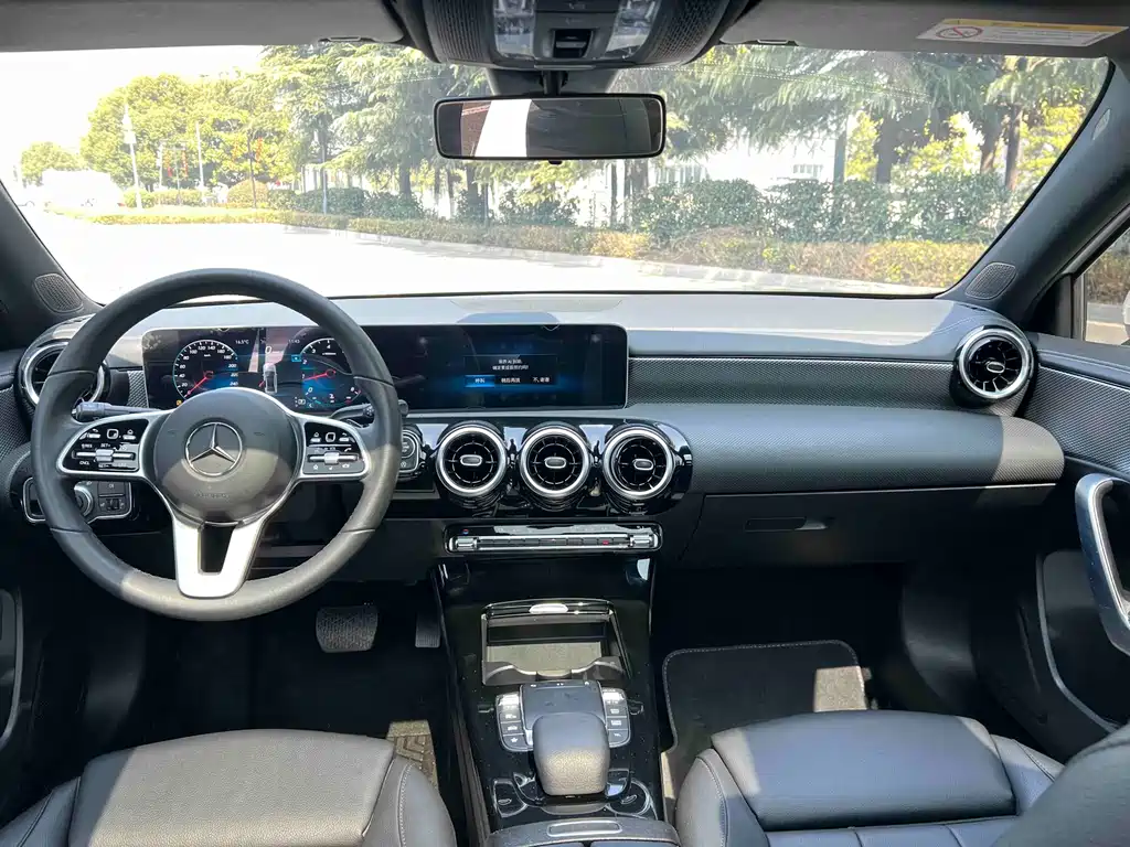 Mercedes-Benz A-Class 2020 Model Two A 180 L Sports Sedan купить на сайте DeffCars
